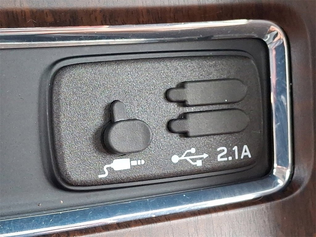 Used 2022 Subaru Ascent Touring image 28