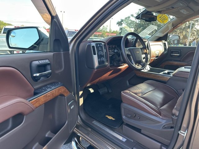 Used 2014 Chevrolet Silverado 1500 High Country w/ High Country Premium Package image 7