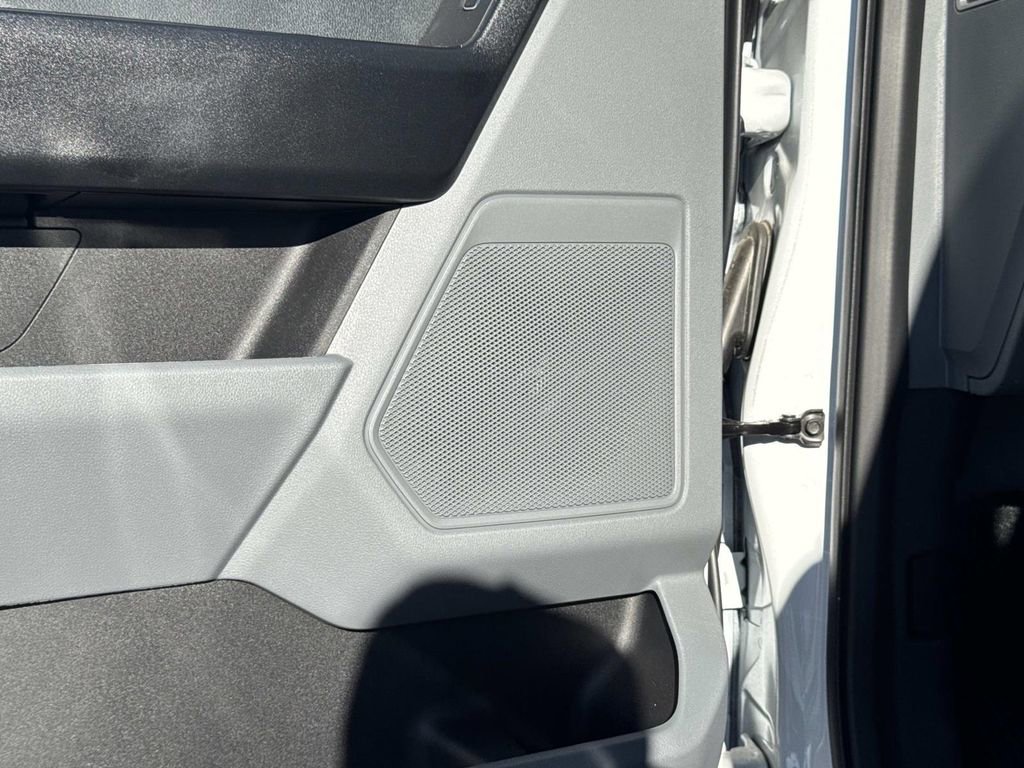 New 2026 Ford F250 XL w/ XL Chrome Package image 19