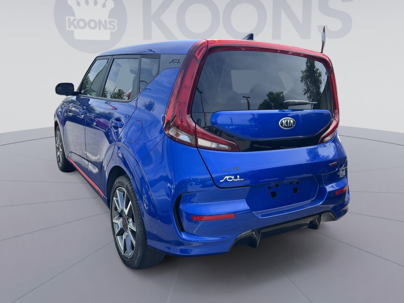 Used 2021 Kia Soul GT-Line FWD image 2