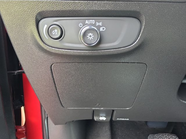 Certified 2024 Buick Encore GX Preferred w/ Comfort Package FWD image 21