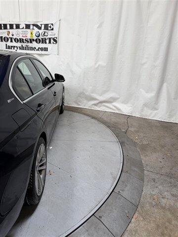 Used 2017 BMW 330e RWD image 13