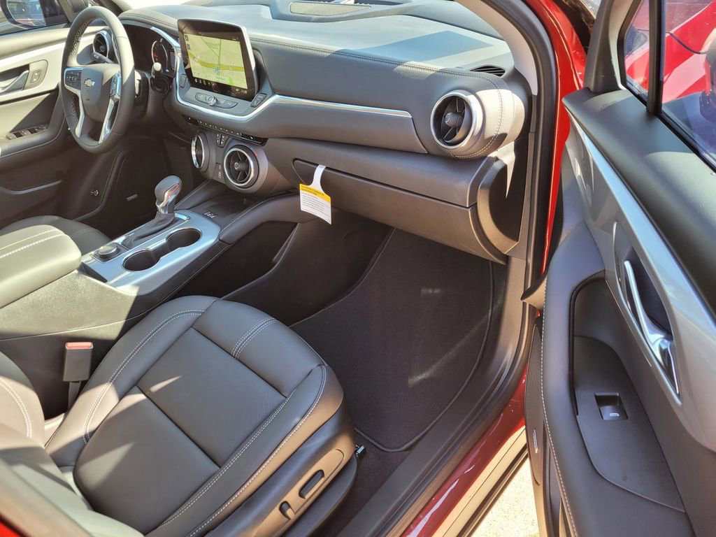 New 2026 Chevrolet Blazer LT w/ Sound & Technology Package image 6