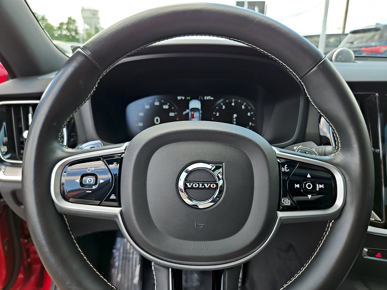 Used 2019 Volvo S60 T6 R-Design AWD/4WD image 21