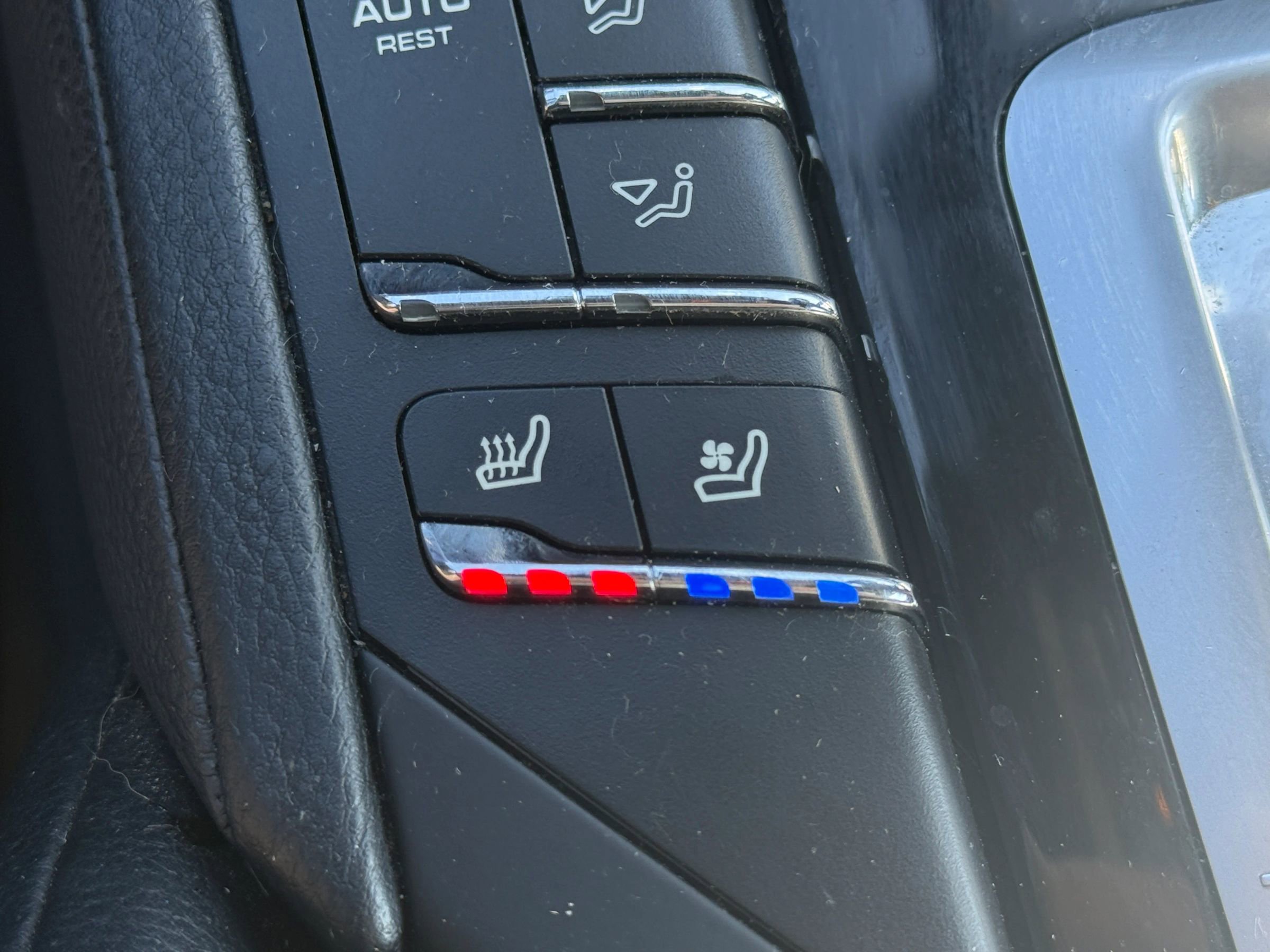 Used 2016 Porsche Cayenne image 14