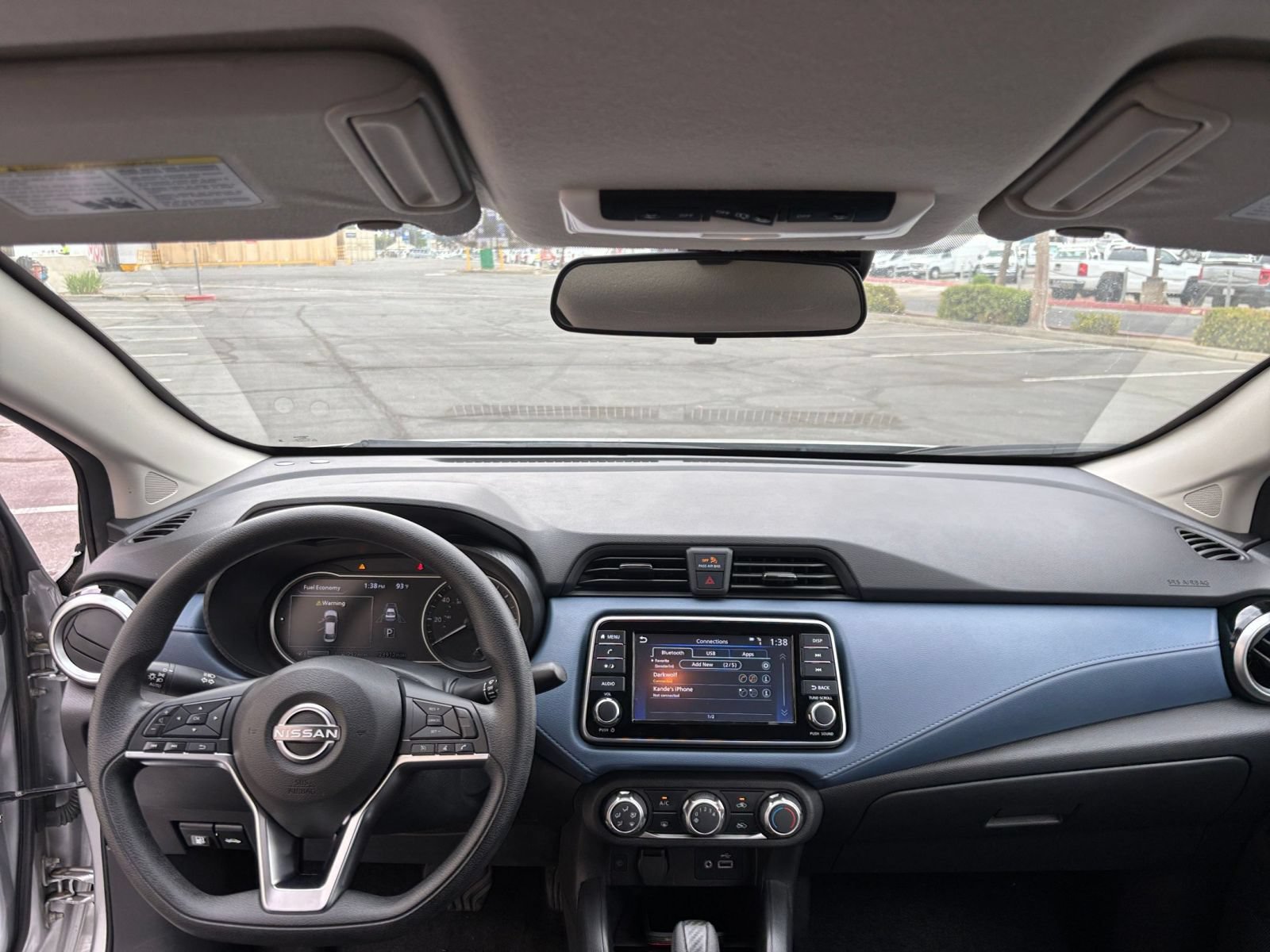 Used 2025 Nissan Versa SV FWD image 26