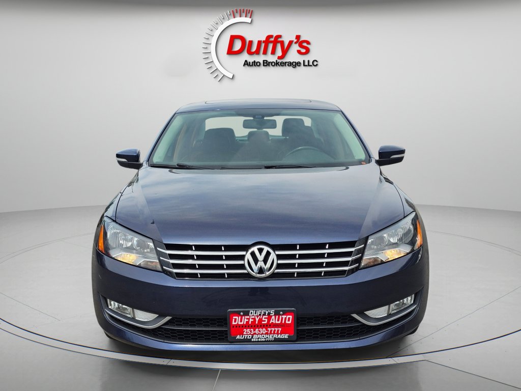 Used 2015 Volkswagen Passat TDI SEL Premium FWD image 11