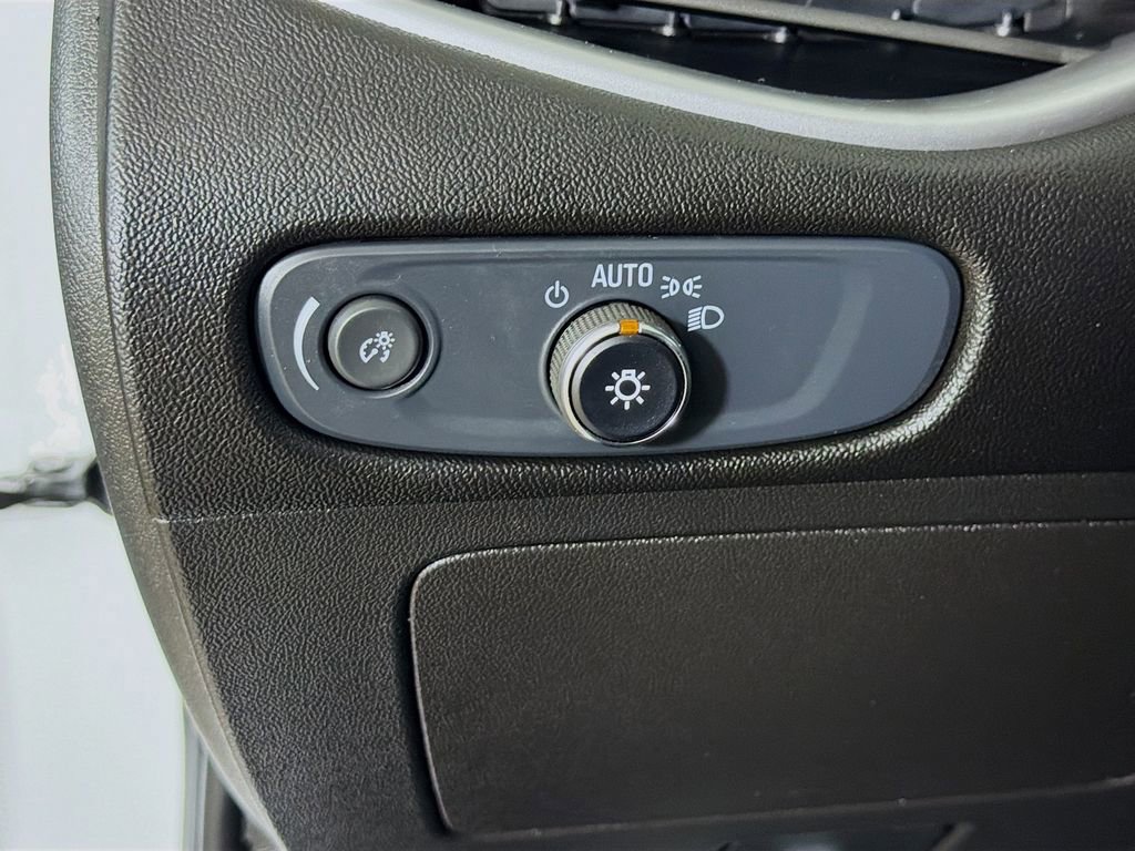 Used 2024 Chevrolet Malibu LT w/ Sport Edition image 11