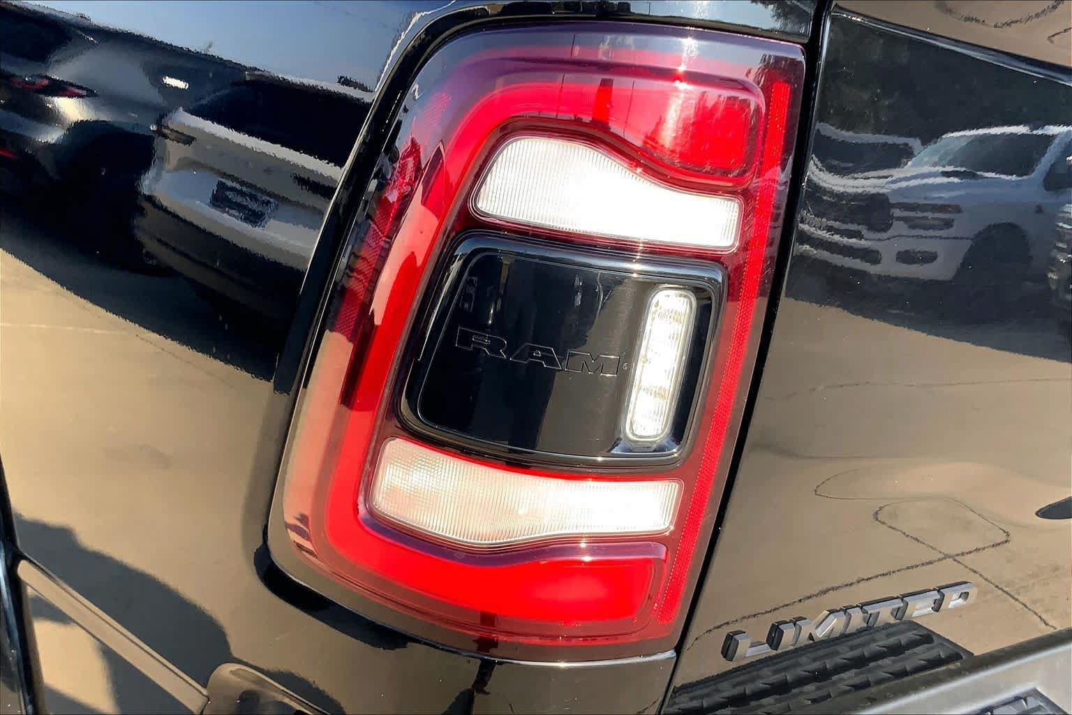 Used 2021 RAM 2500 Limited AWD/4WD image 28
