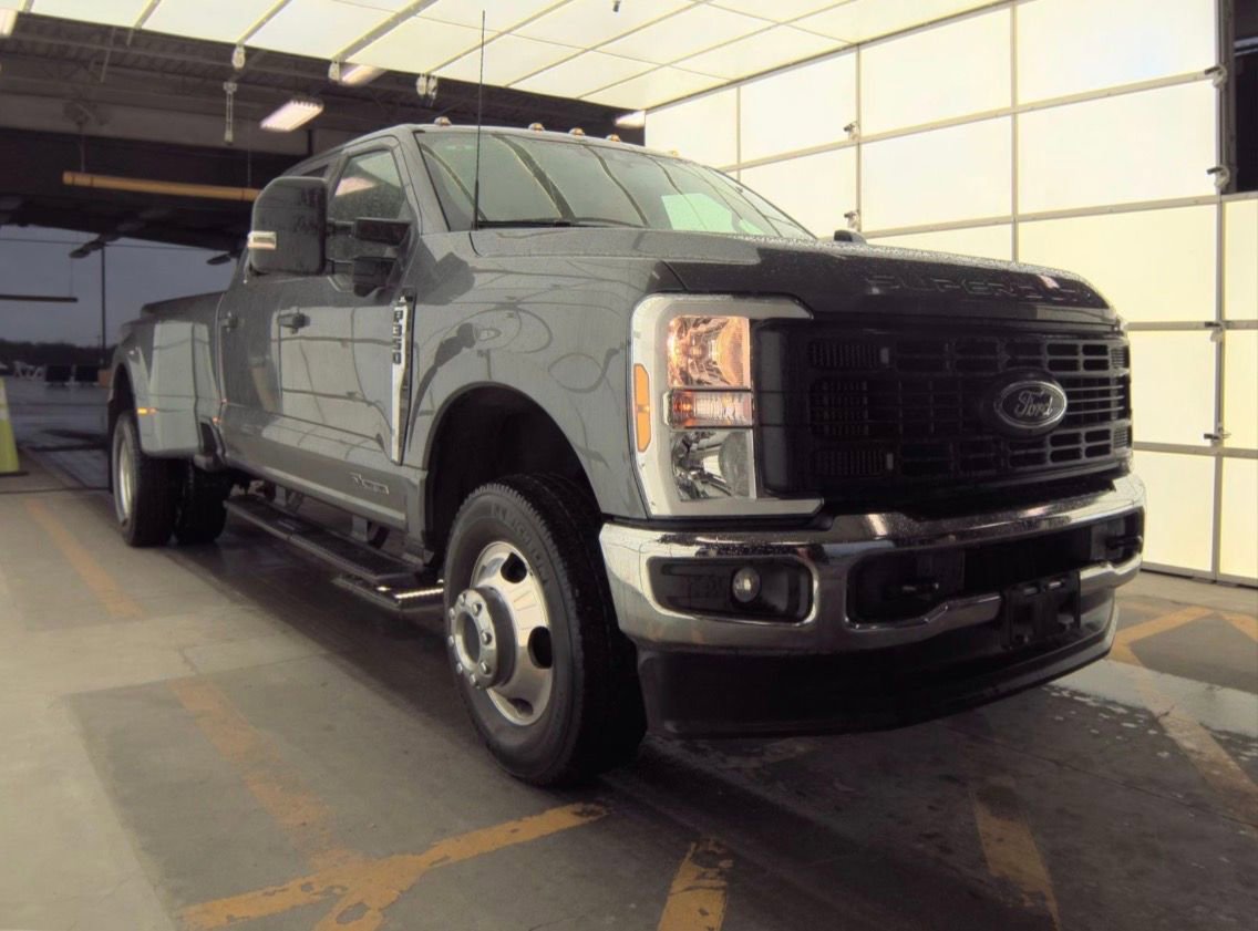 Used 2025 Ford F350 XL w/ 360-Degree Camera Package