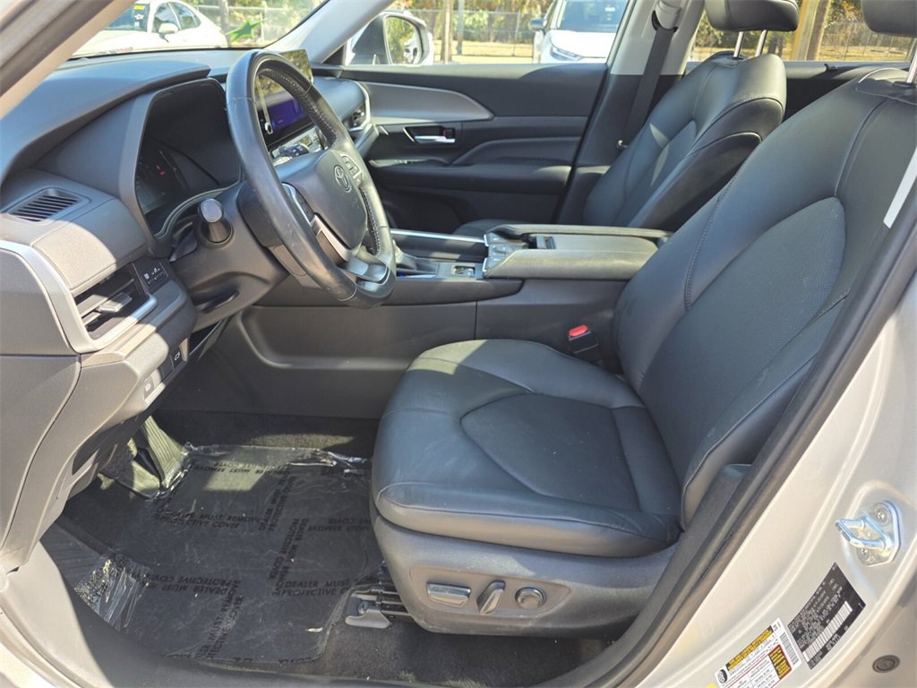 Certified 2024 Toyota Grand Highlander XLE image 27