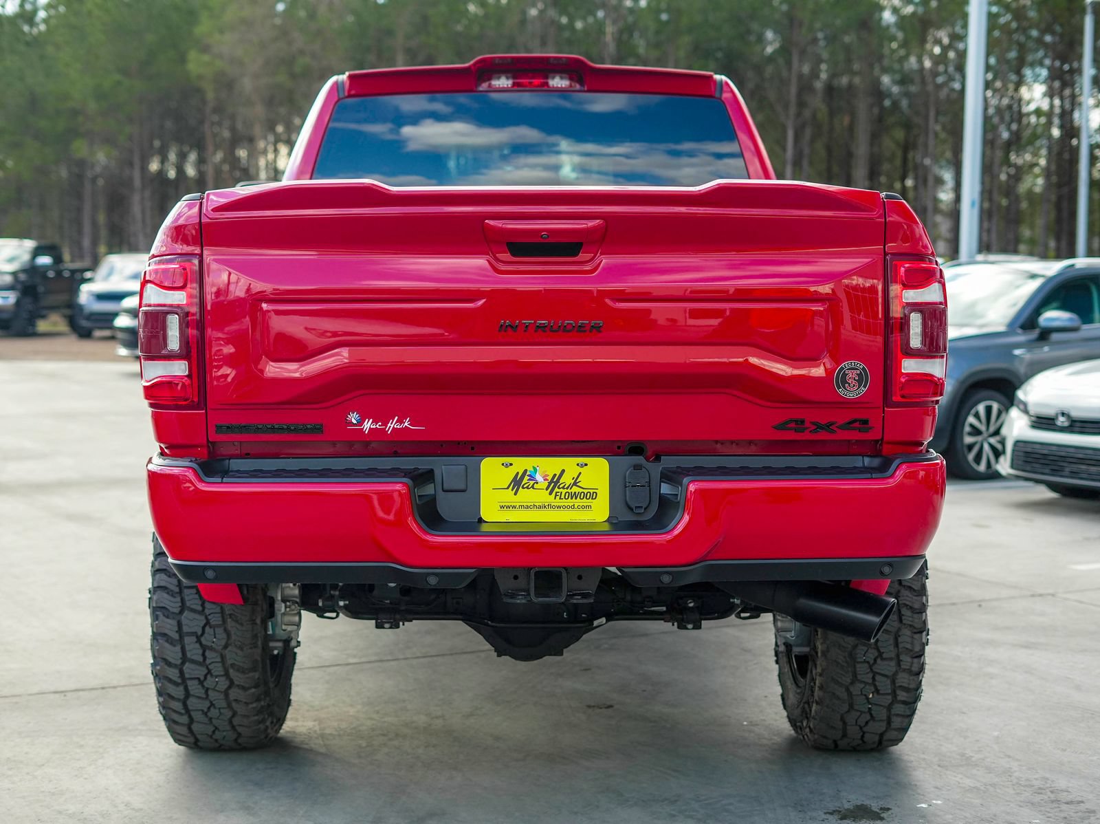 Used 2024 RAM 2500 Big Horn w/ Sport Appearance Package AWD/4WD image 10