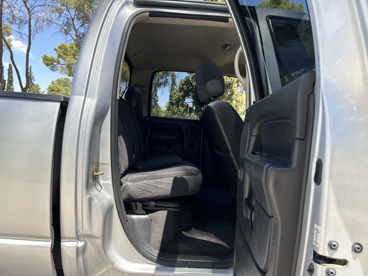 Used 2004 Dodge Ram 3500 Truck SLT w/ Sport Appearance Group image 30