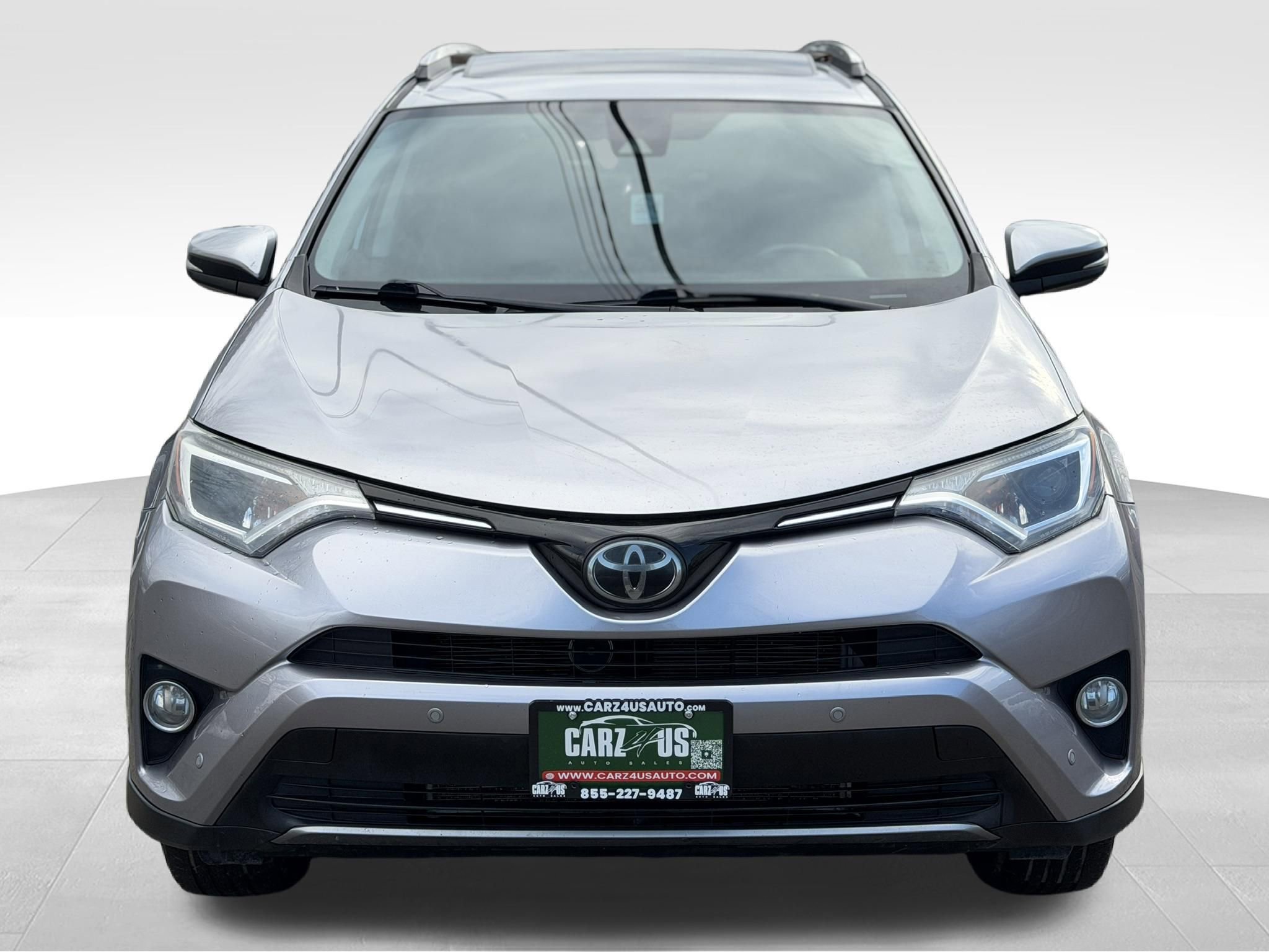 Used 2017 Toyota RAV4 XLE image 2