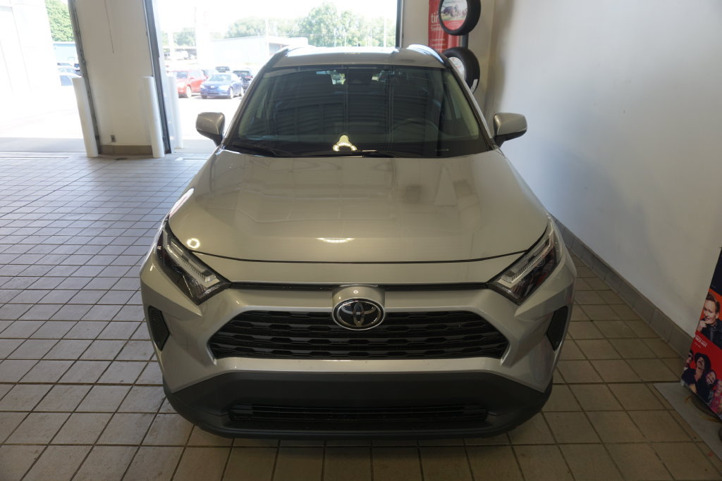 Certified 2025 Toyota RAV4 XLE AWD/4WD image 13