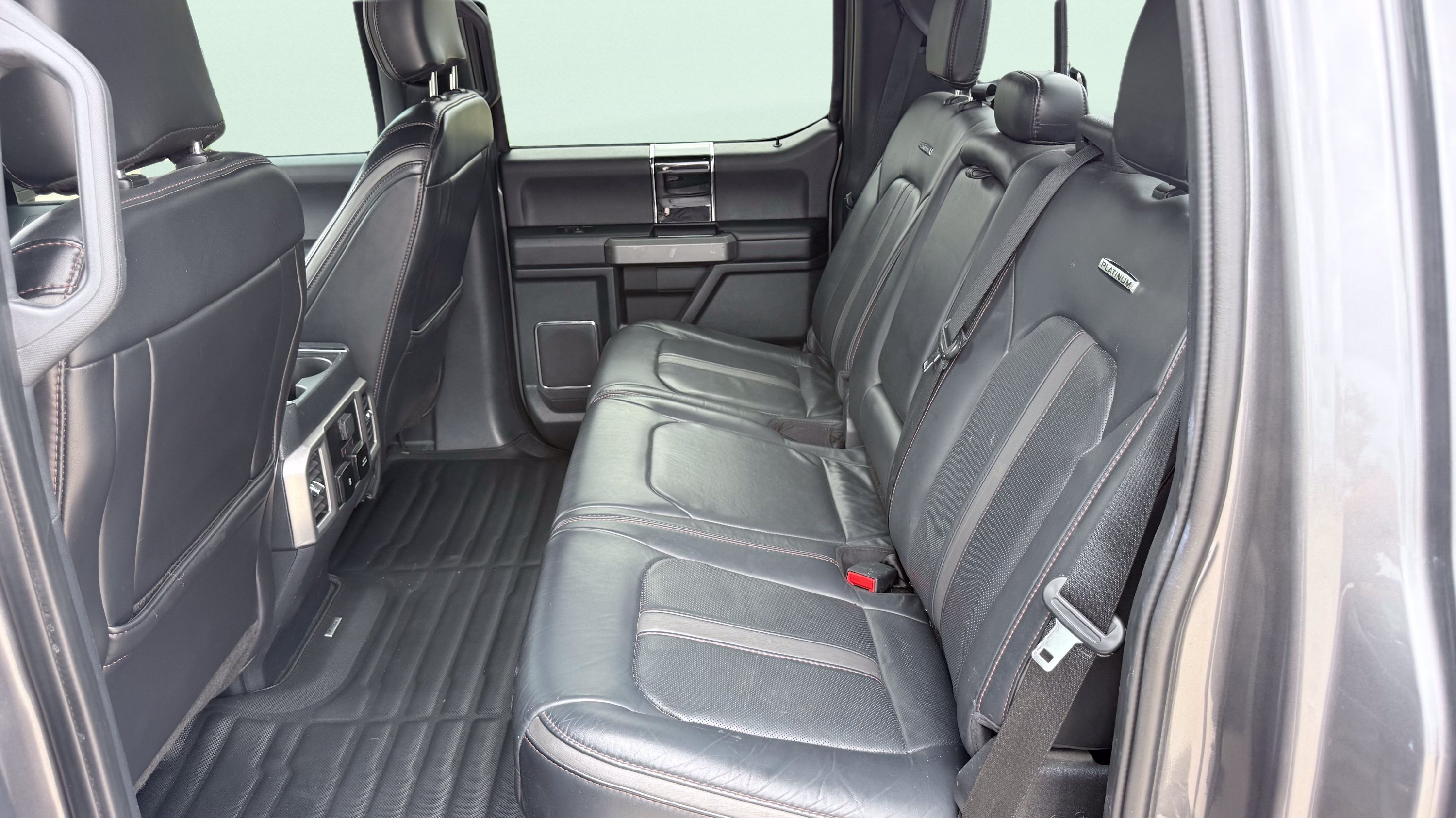 Used 2022 Ford F250 Platinum AWD/4WD image 28