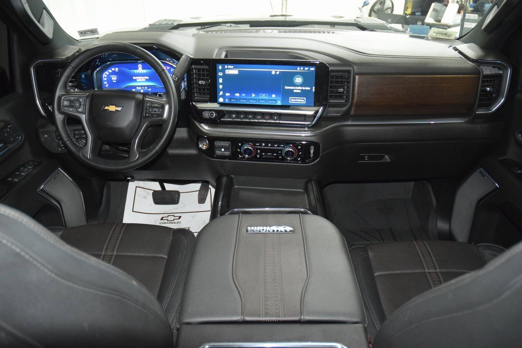 Used 2024 Chevrolet Silverado 2500 High Country image 31