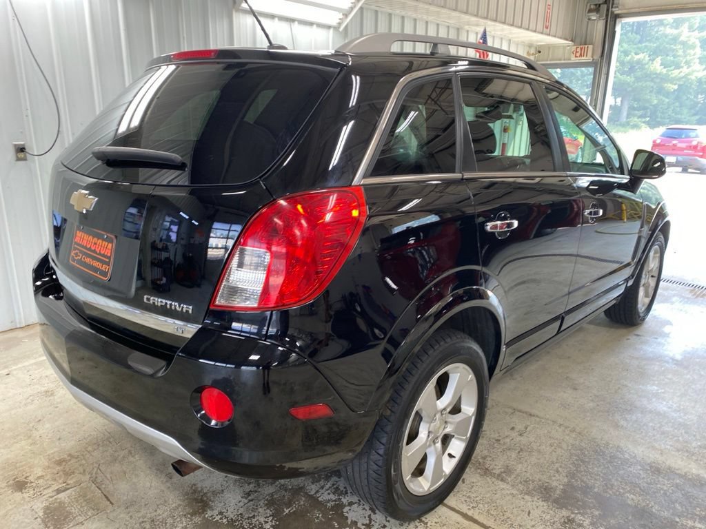 Used 2015 Chevrolet Captiva Sport LT FWD image 8