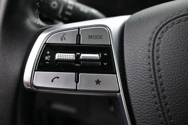 Used 2023 Kia Telluride EX w/ EX Captain's Chair Package FWD image 16