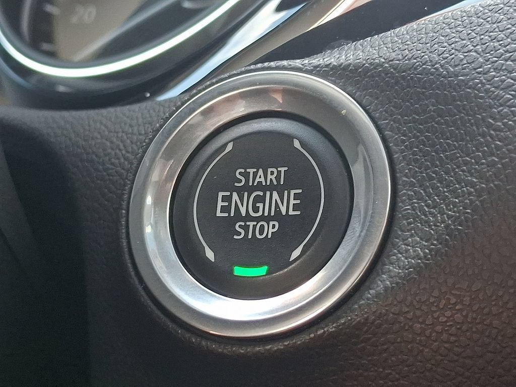 Used 2020 Buick Encore GX Essence w/ Experience Buick Package AWD/4WD image 22