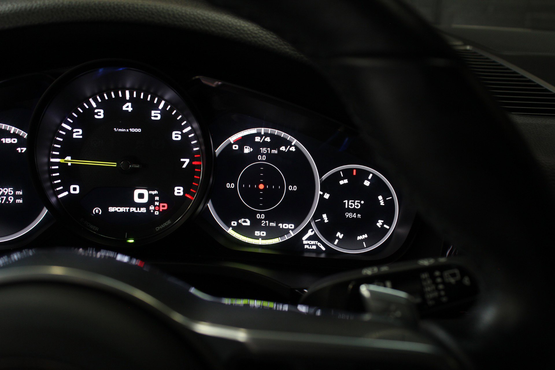 Used 2022 Porsche Cayenne E-Hybrid w/ Premium Package image 47