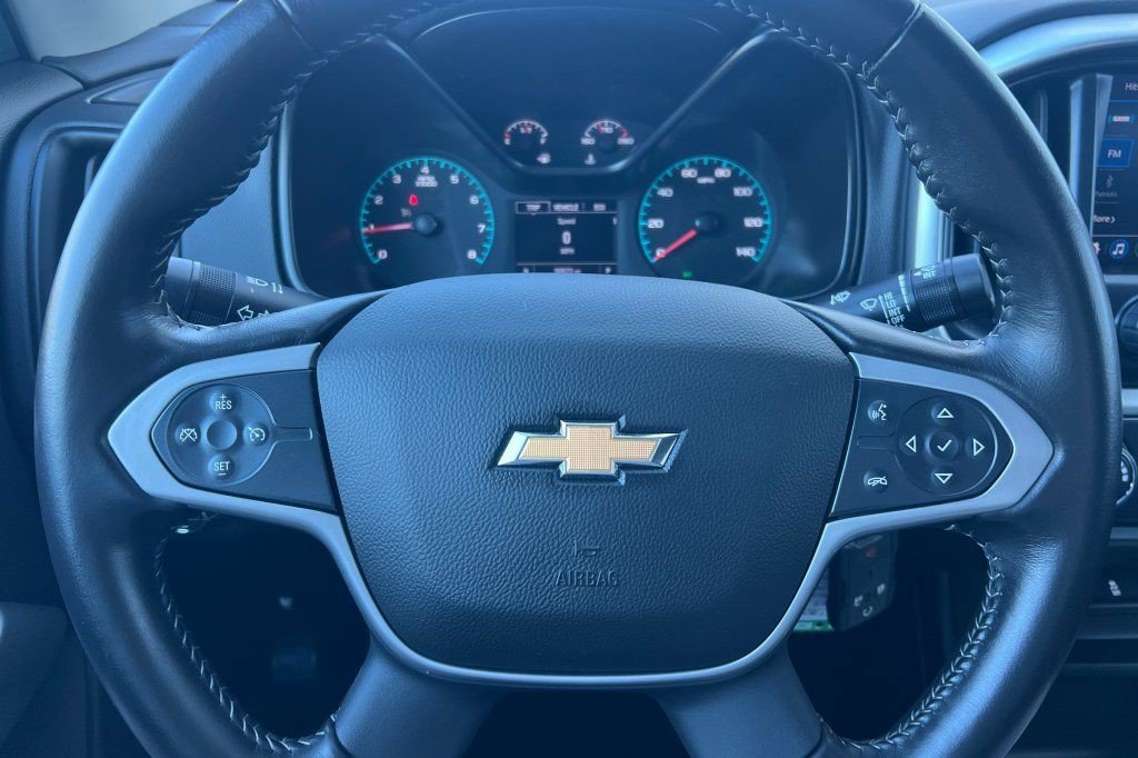 Used 2022 Chevrolet Colorado LT w/ LT Convenience Package RWD image 16