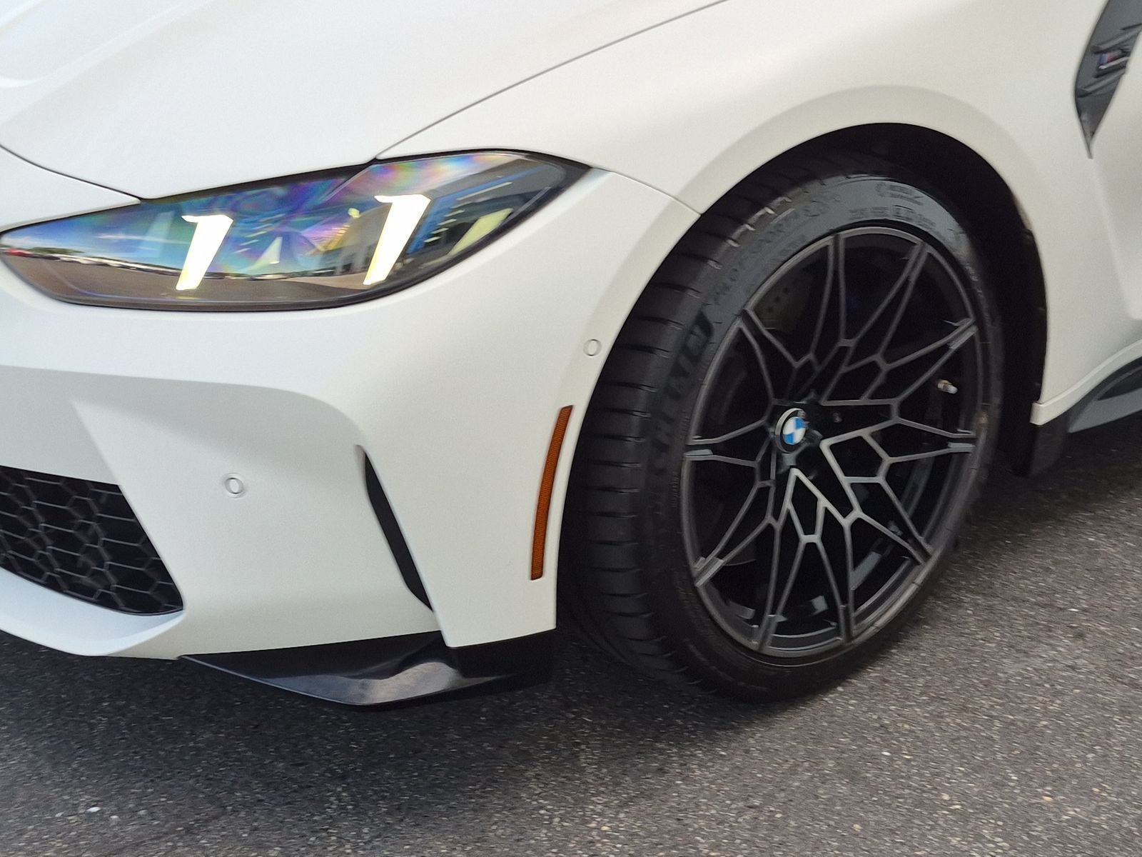 Used 2025 BMW M3 Competition AWD/4WD image 6