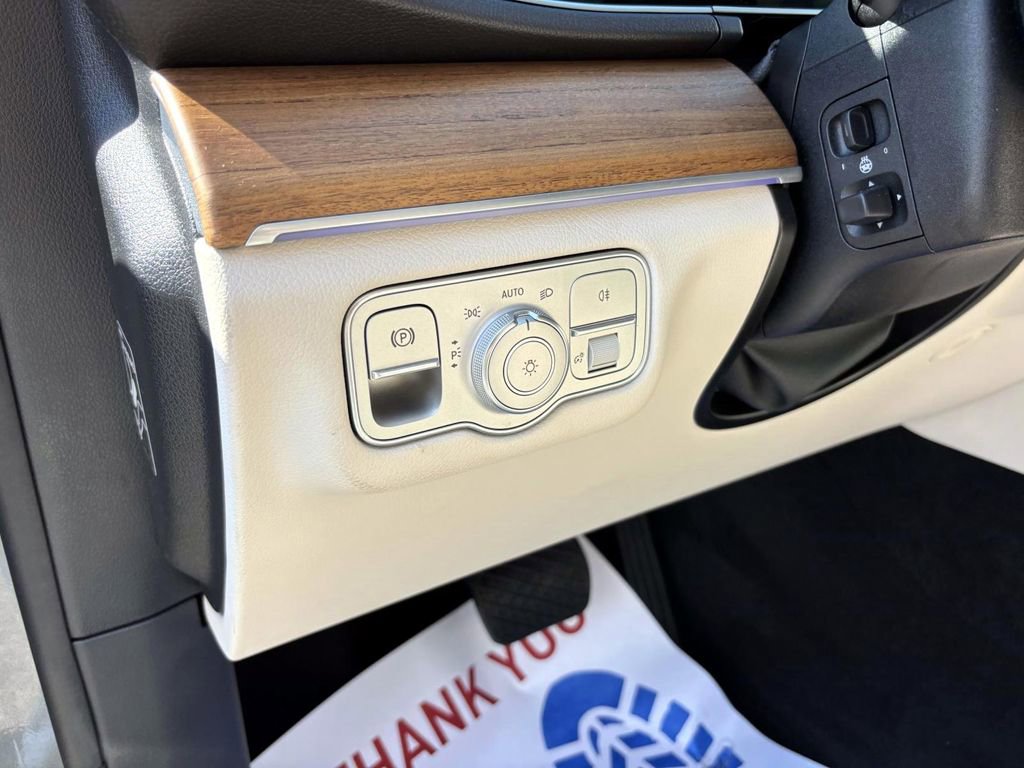 Used 2023 Mercedes-Benz GLE 350 4MATIC image 16