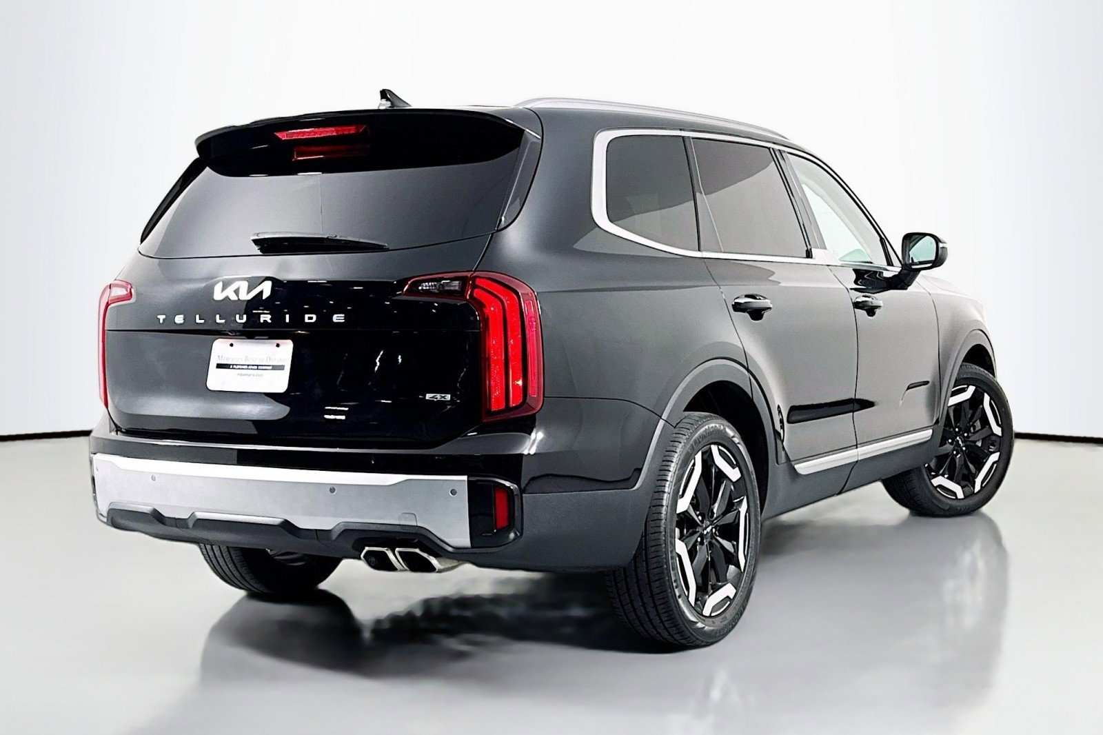 Used 2024 Kia Telluride S w/ S Sunroof Package image 12