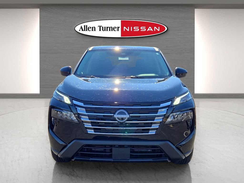 Used 2025 Nissan Rogue SV FWD image 4