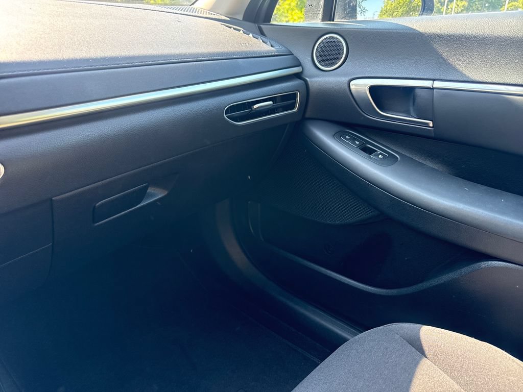Used 2023 Hyundai Sonata SEL FWD image 17
