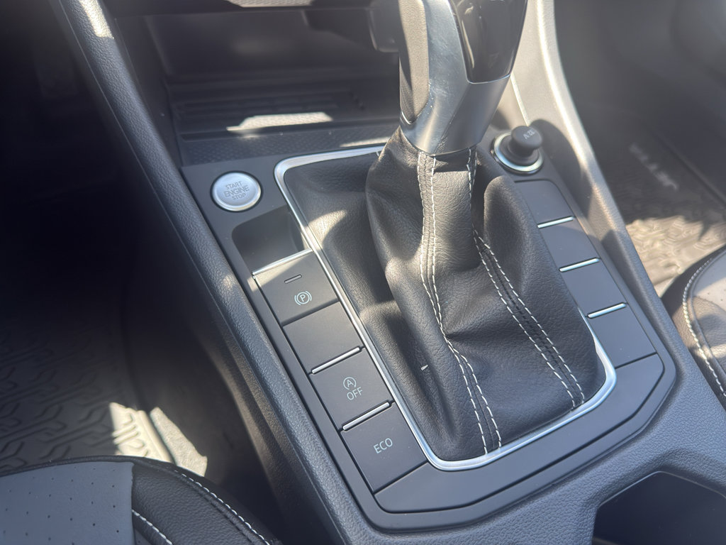 New 2026 Volkswagen Jetta SE FWD image 21