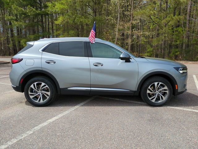 Used 2023 Buick Envision Essence image 3