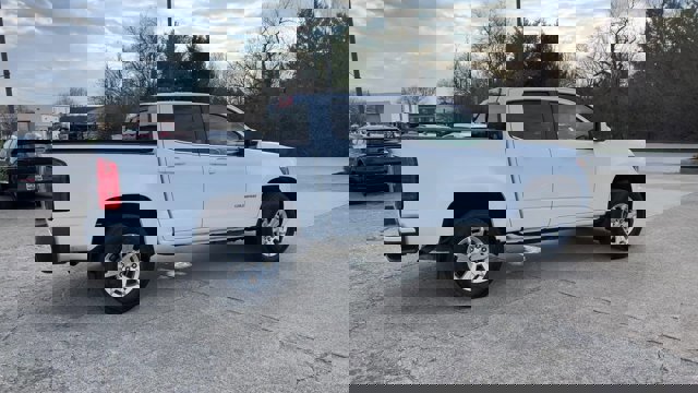 Used 2017 Chevrolet Colorado LT w/ LT Convenience Package image 9