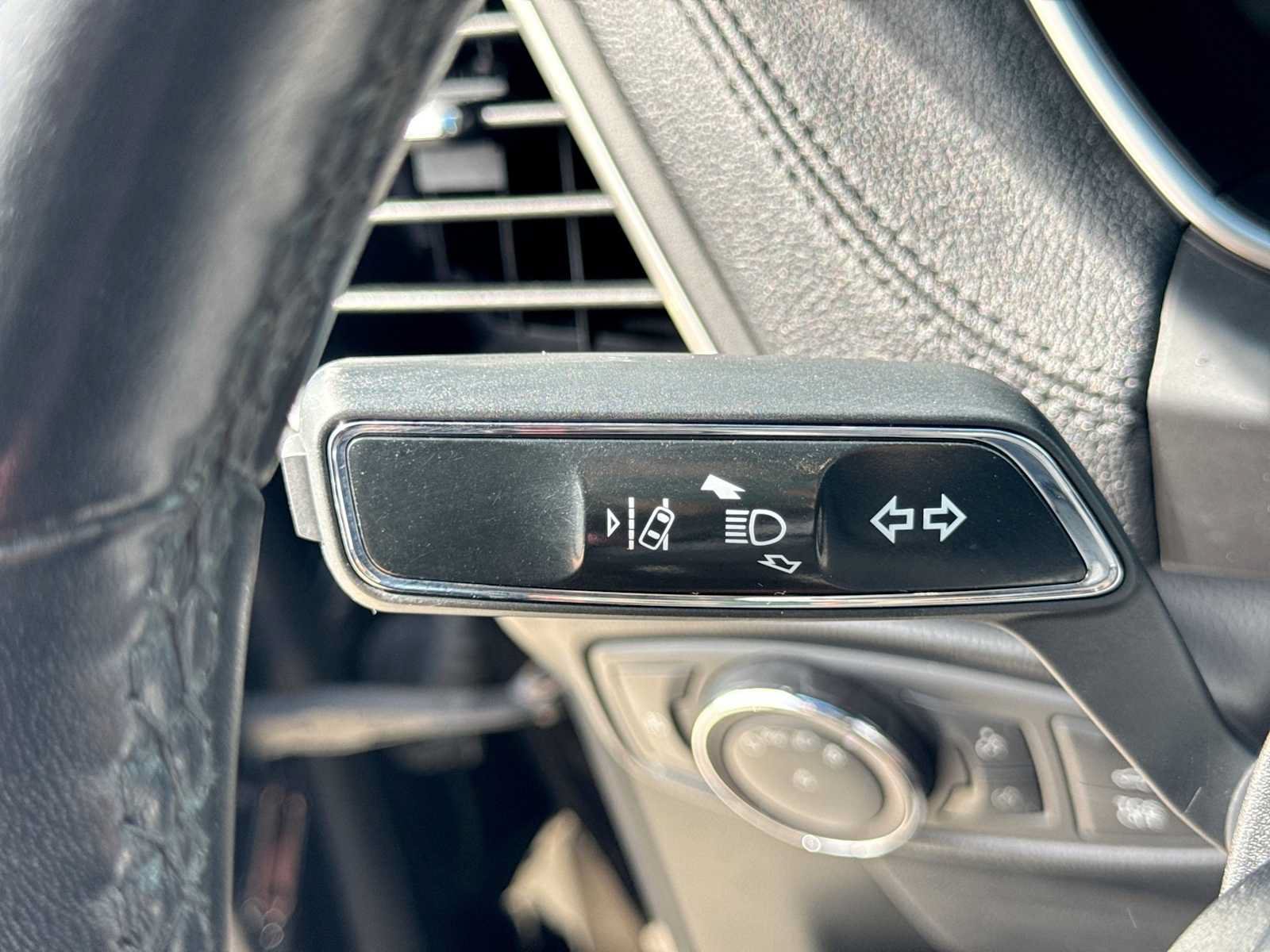 Used 2019 Lincoln Nautilus Reserve AWD/4WD image 27