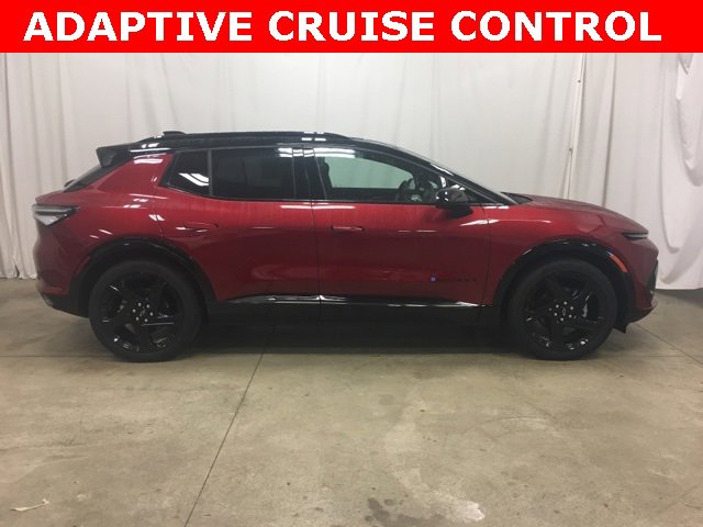 Used 2024 Chevrolet Equinox EV RS image 2