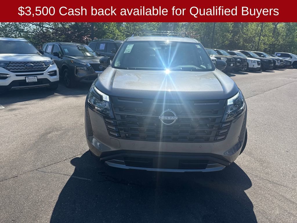 New 2026 Nissan Pathfinder Platinum image 9