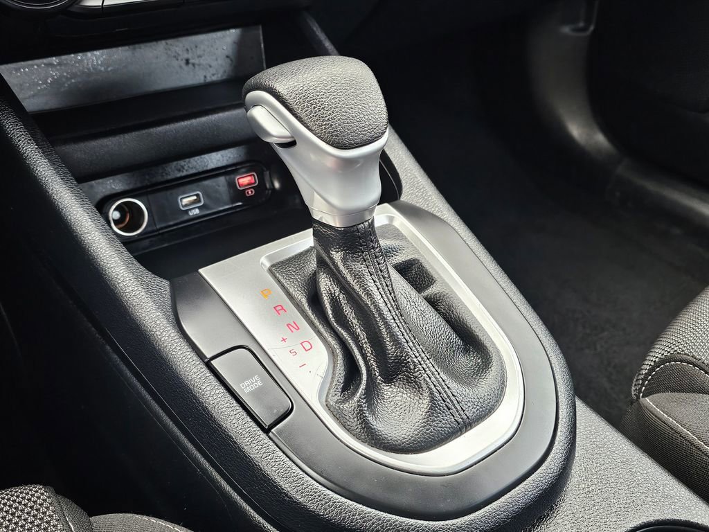 Used 2024 Kia Forte LXS image 22