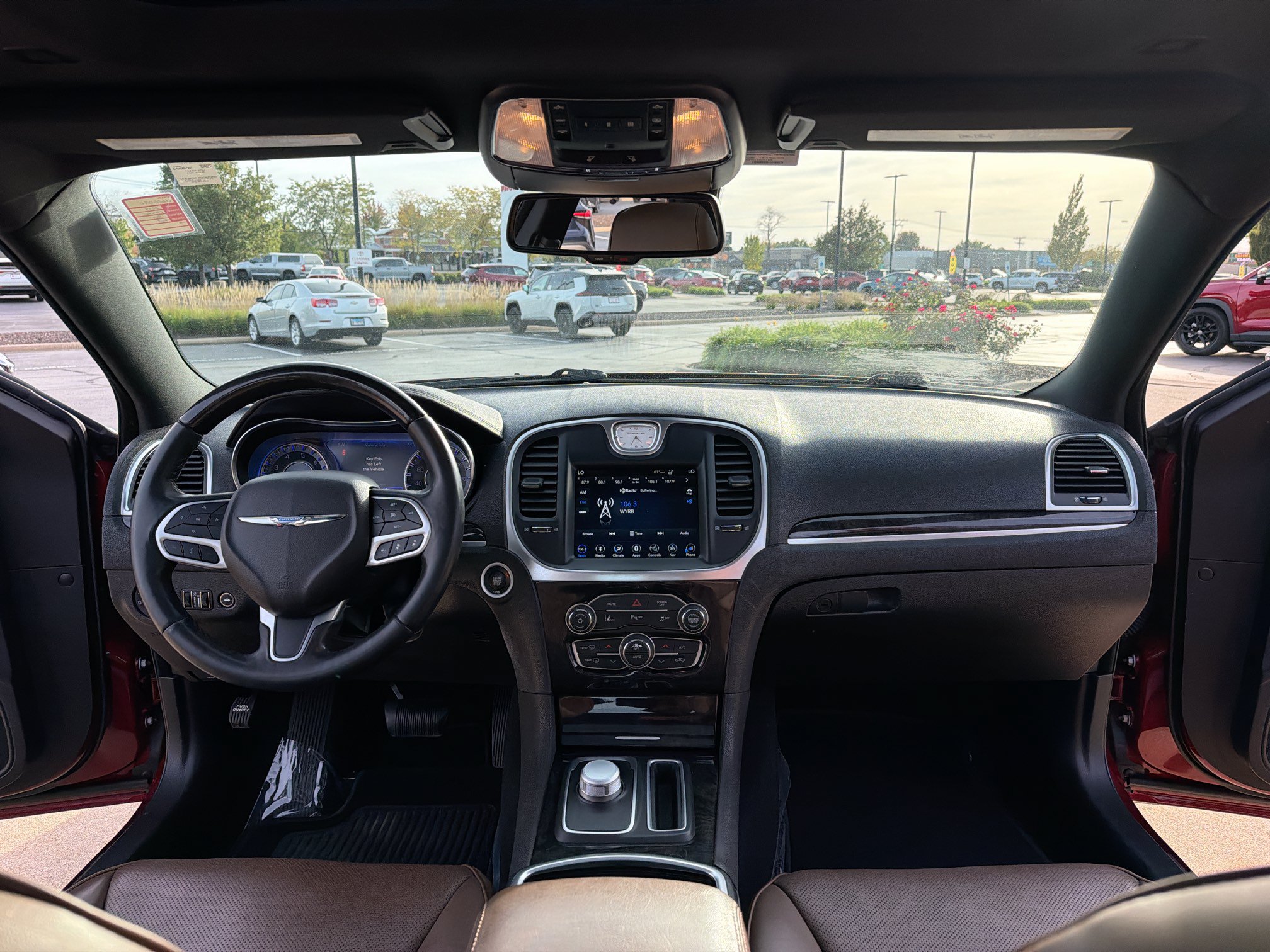 Used 2019 Chrysler 300 Limited w/ Safetytec Plus Group RWD image 8
