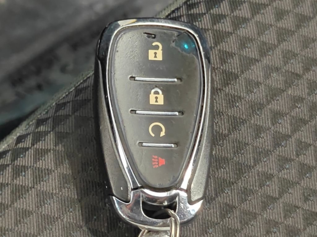 Used 2023 Chevrolet Bolt LT w/ Driver Confidence Package FWD image 11