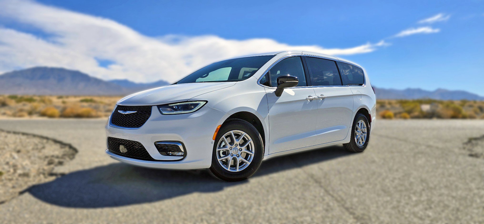 New 2026 Chrysler Pacifica Select image 1