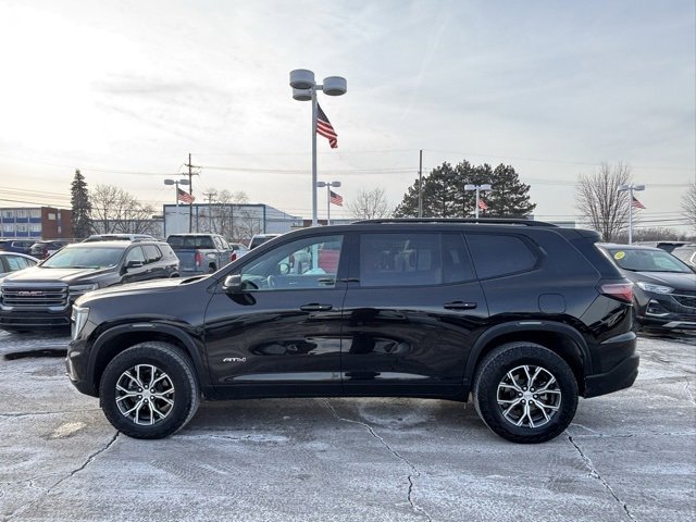 Used 2024 GMC Acadia AT4 image 8