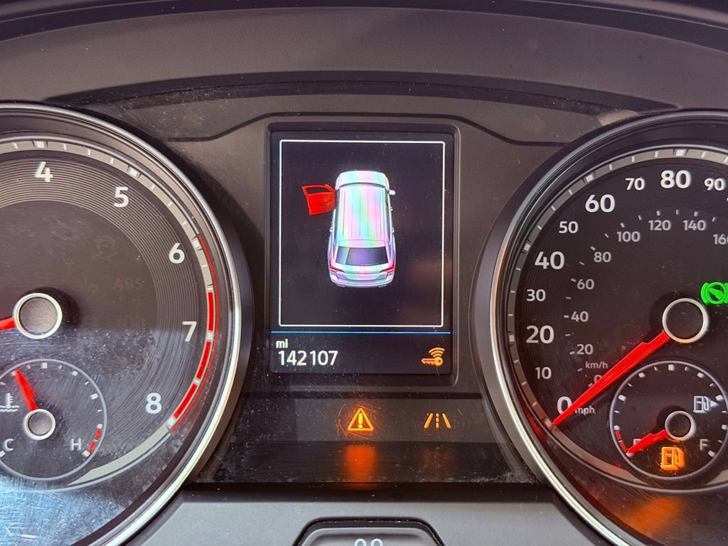 Used 2019 Volkswagen Atlas SE FWD image 24