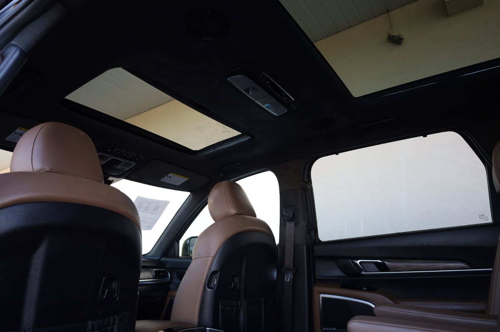 Used 2021 Kia Telluride SX w/ SX Prestige Package AWD/4WD image 23