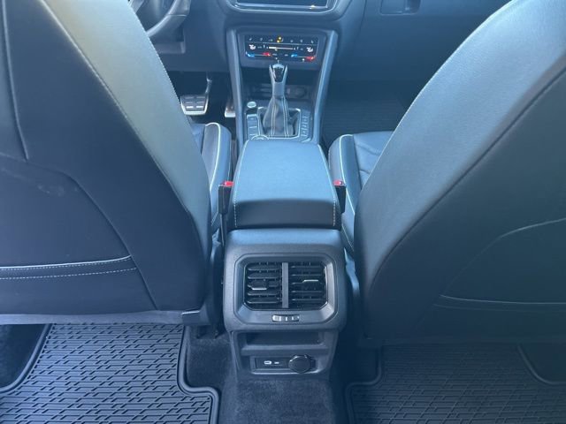 Used 2024 Volkswagen Tiguan SEL R-Line image 16