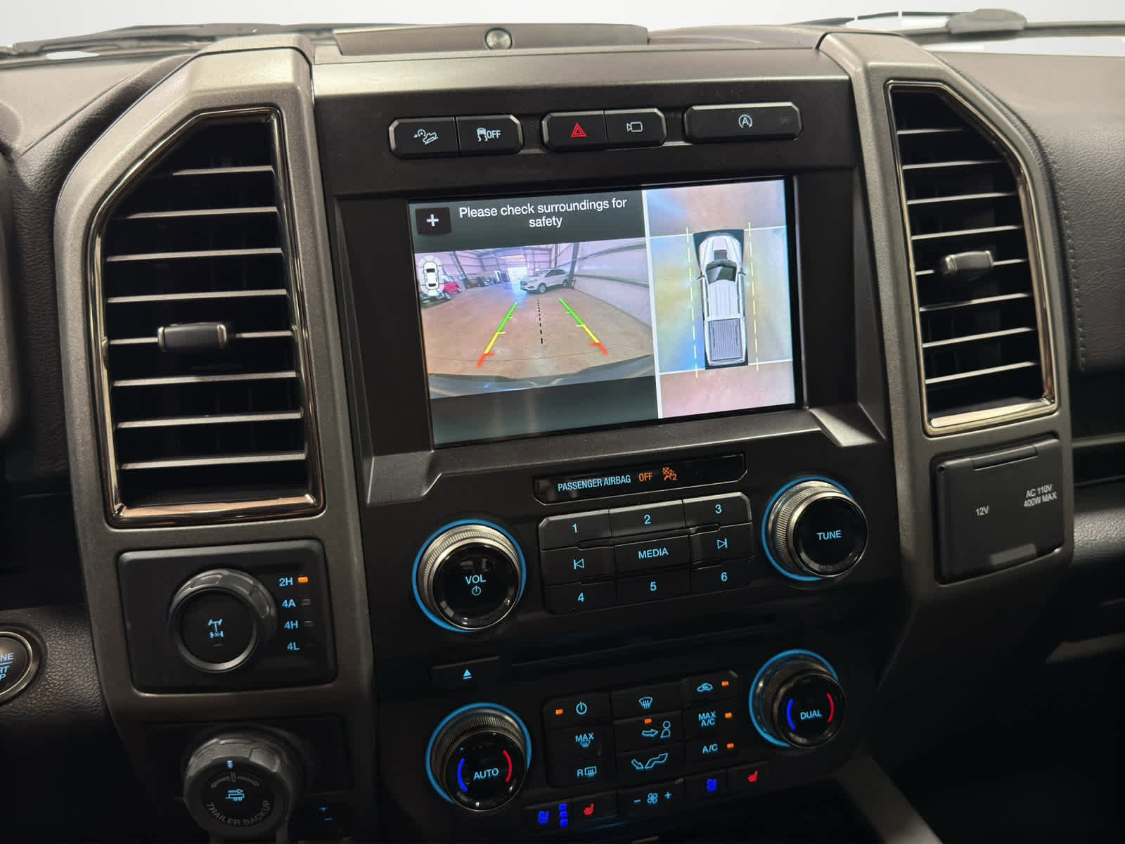 Used 2018 Ford F150 Raptor w/ Equipment Group 802A Luxury image 16