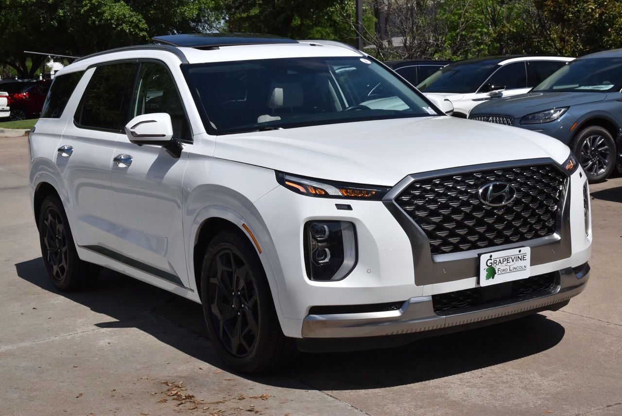 Used 2022 Hyundai Palisade Calligraphy image 4