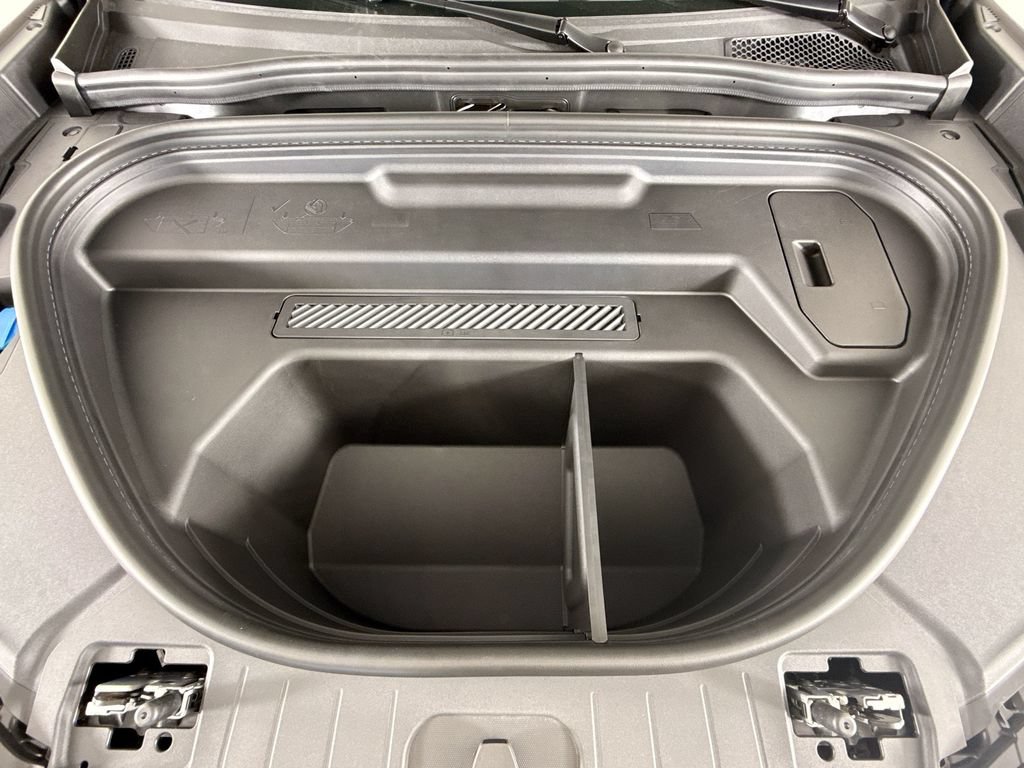 New 2027 Audi SQ6 e-tron Premium Plus AWD/4WD image 26