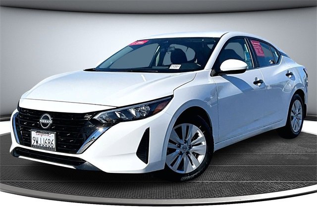 Certified 2025 Nissan Sentra S image 3