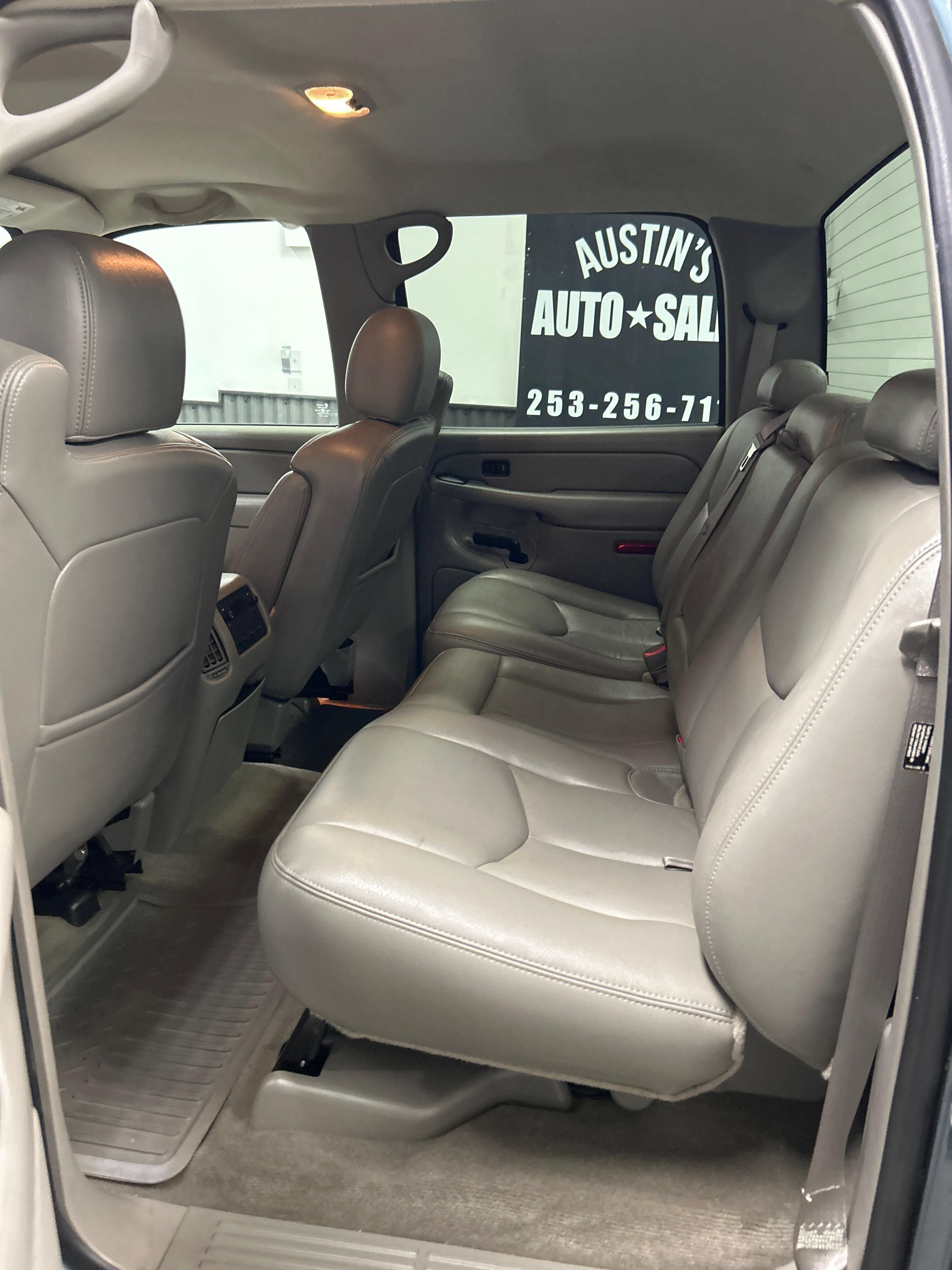 Used 2006 GMC Sierra 1500 SLT w/ Onstar Plus Package RWD image 8